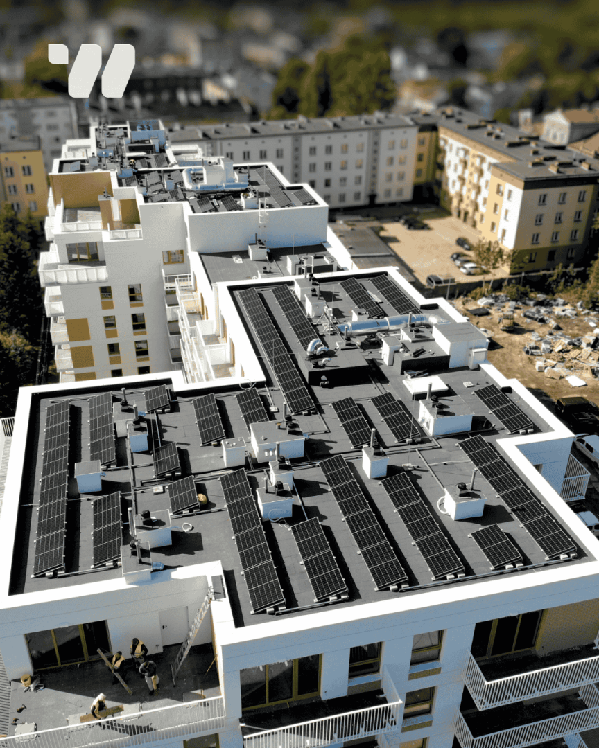 Dom na Mariackiej - panele fotowoltaiczne zamontowane!